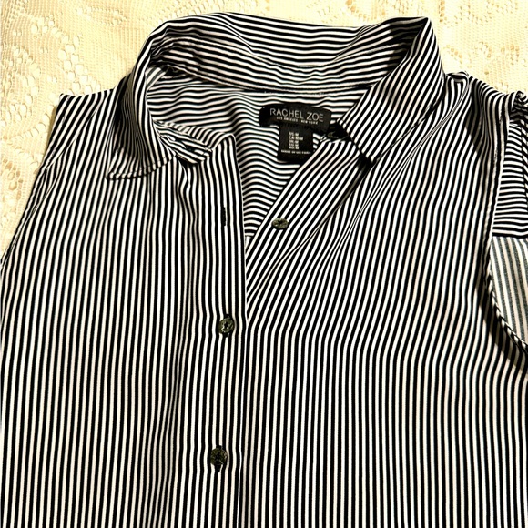 Rachel Zoe Tops - Rachel Zoe Women’s Medium Blouse Button Down